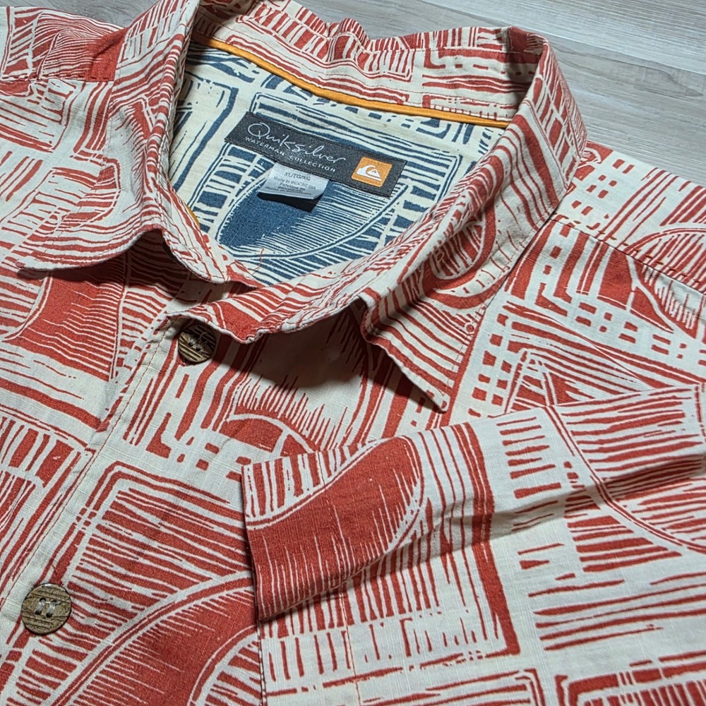 Quiksilver‎ Waterman Shirt Mens XL Orange Fin Print Button Up AQMWT00068 Cotton
